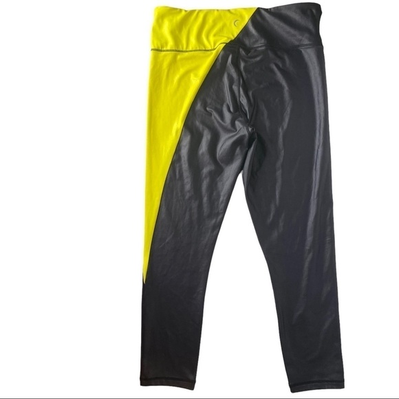 ZIYA Black and Yellow Light N Tight Leggings. Size 16-18 - Picture 3 of 9